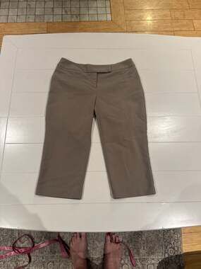 Apt. 9 Women's Khaki Tan Crop Dress Pants Size 2P